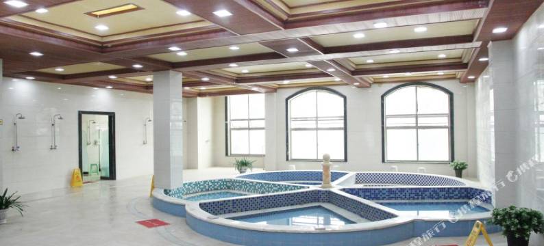 青岛鸿源御都温泉度假村图片