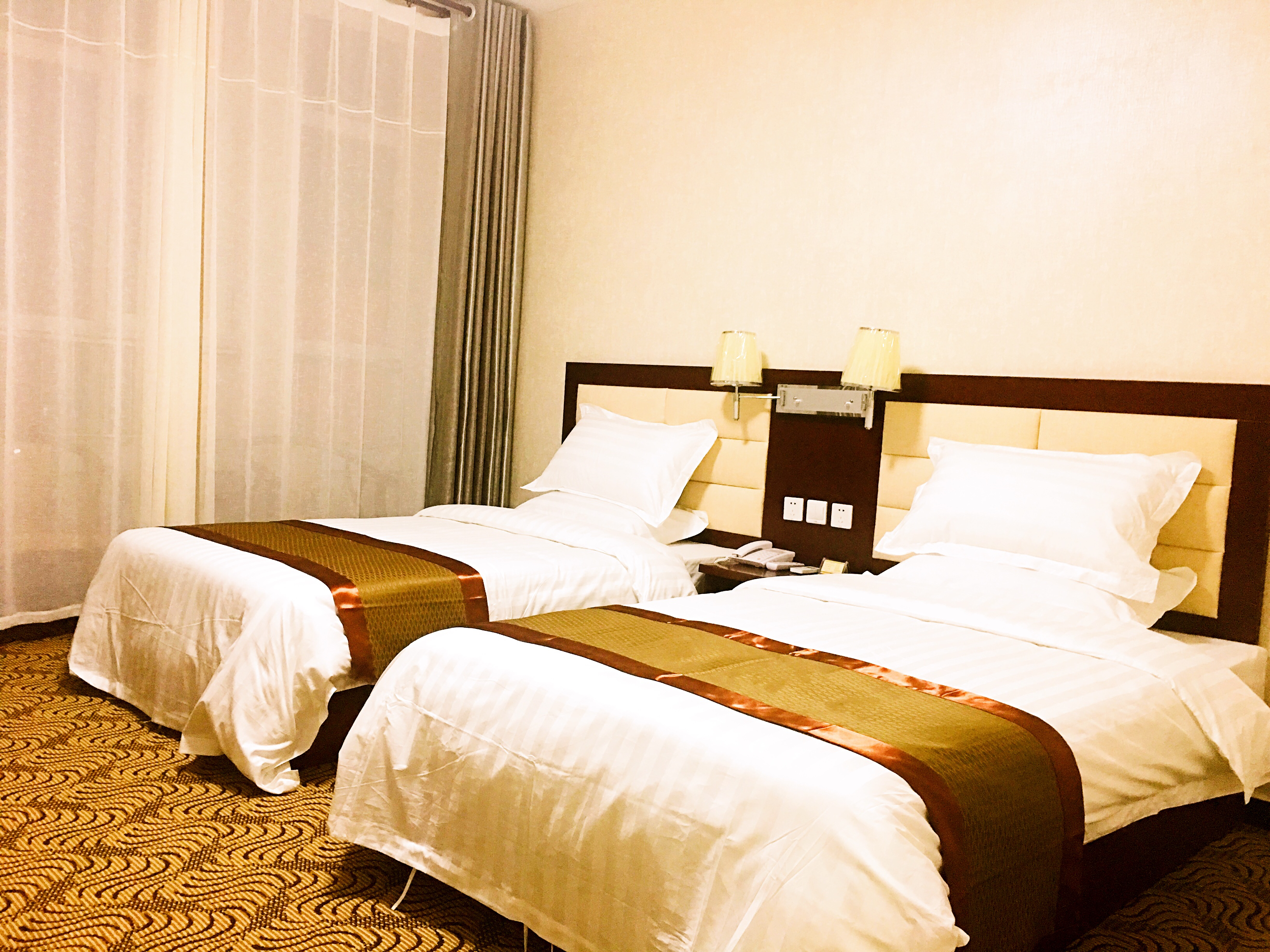 Qingxian Lu HotelOver view