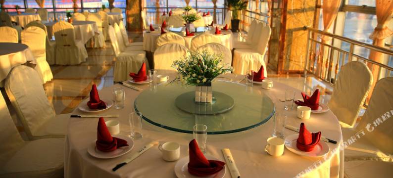 西安西咸新区伟业大酒店图片