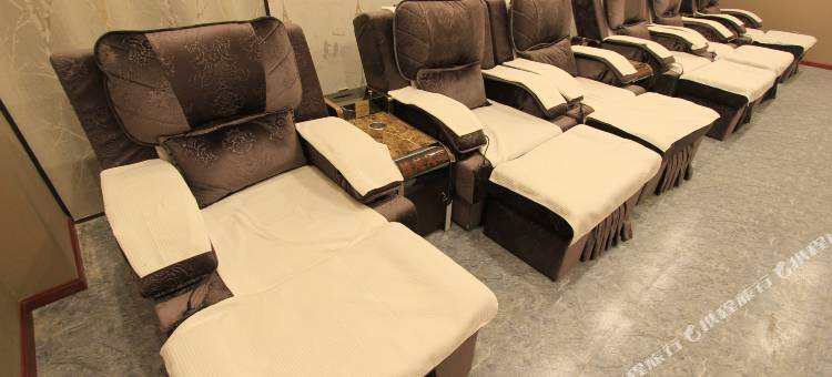 易门腾越商务酒店(汽车客运站店)图片