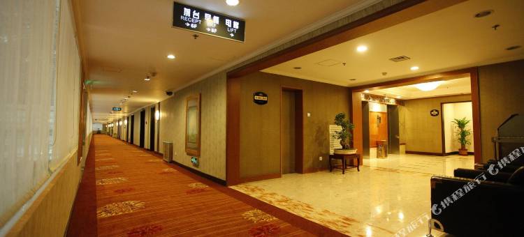 卓展天天酒店(长春火车站人民广场店)图片
