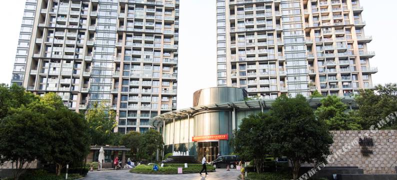 杭州新宿艺术家普通公寓图片