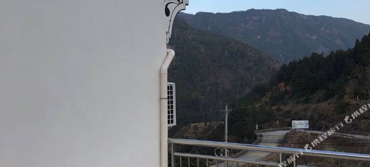 婺源莘源山庄(五龙源景区店)图片