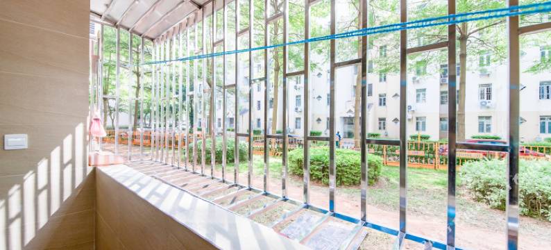 深圳比邻莲花山公园温馨安静民宿图片