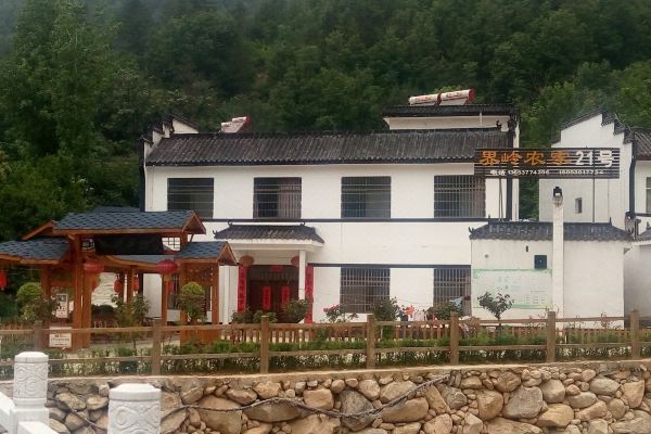 选择房间开业:2019民宿地处老界岭景区内,位于老界岭风景区山门内直行