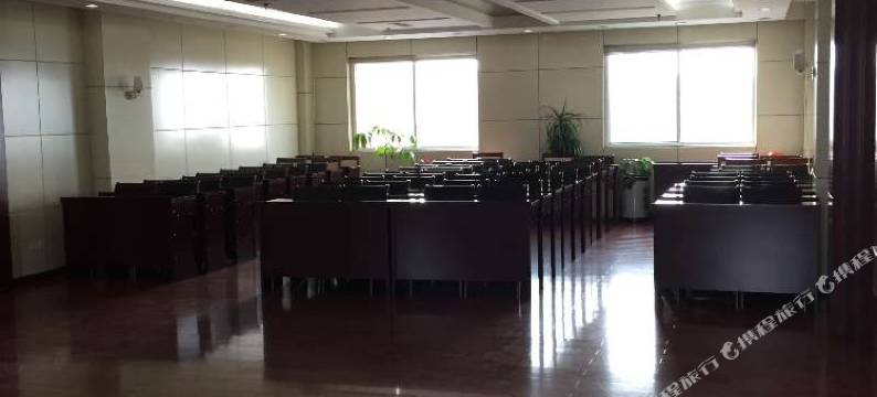 河曲玉龙湾大酒店图片