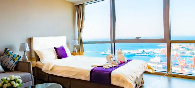 瑞奇公寓(青岛中联自由港湾店)图片