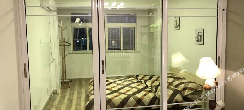 青岛六月的羽公寓图片