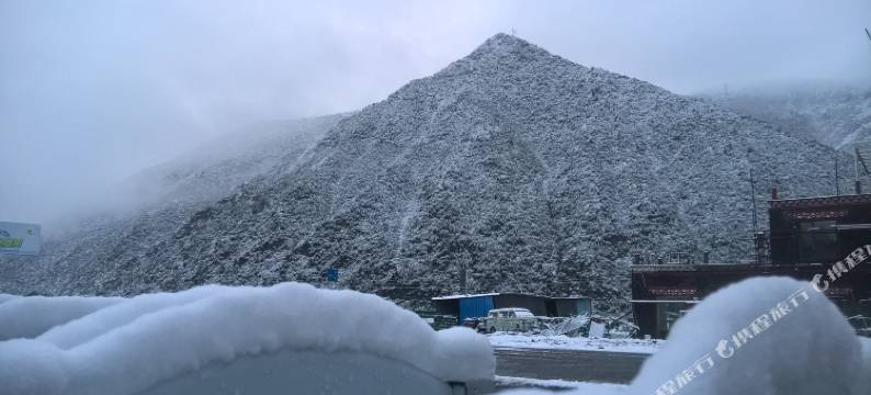 新都桥星梦酒店图片
