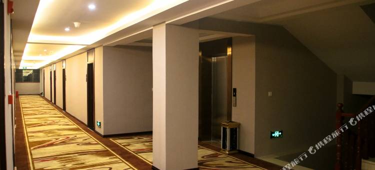 罗田丽景湾度假山庄(天堂寨景区)图片