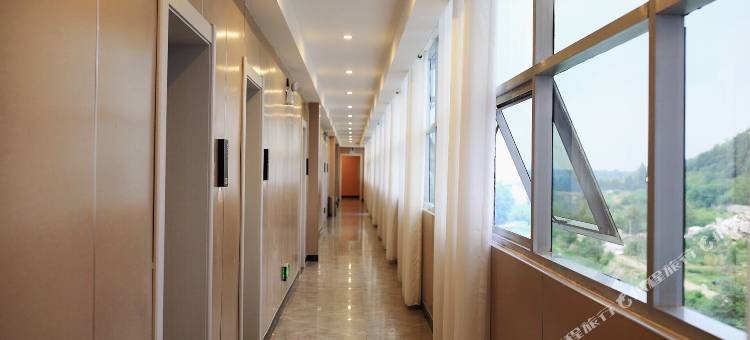 随县瞳然酒店图片