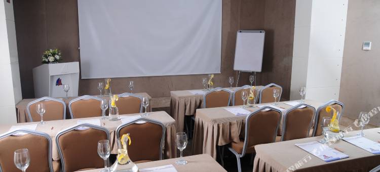 阿兰斯塔帆船酒店(Alesta Yacht Hotel)图片