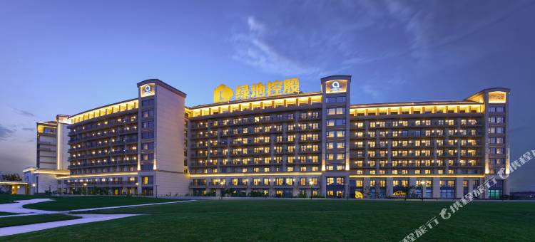 上海三甲港绿地铂骊酒店(浦东机场店)图片
