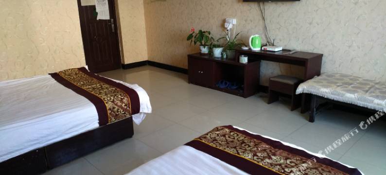 温泉县哈日布呼镇康乐宾馆图片