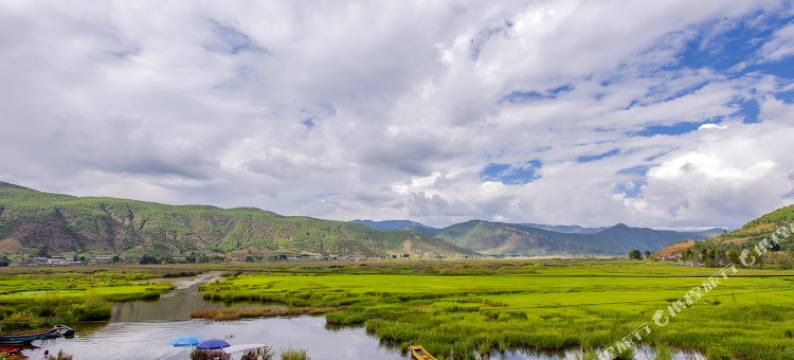 泸沽湖草海生态酒店图片