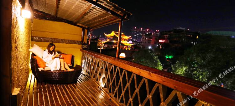 凤凰等你来·轻奢民宿图片