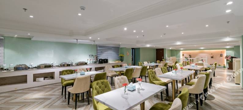 兰星酒店(贵阳观山湖国际生态会议中心地铁站店)图片