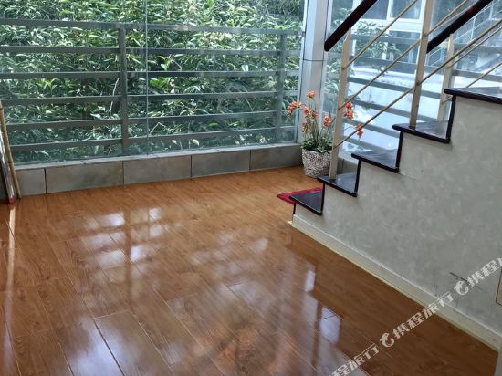 青城山青城阳光阳阳之家公寓