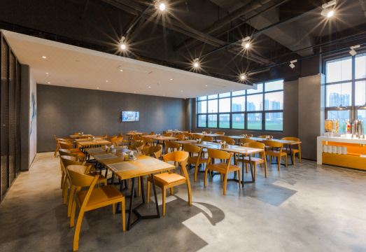 GRACE SELECT HOTEL Hotel Overview