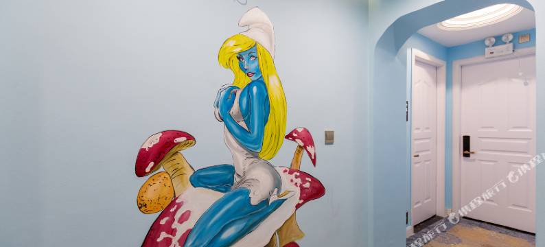 爱尚蓝精灵主题客栈(万家丽国际MALL高桥北地铁站店)图片