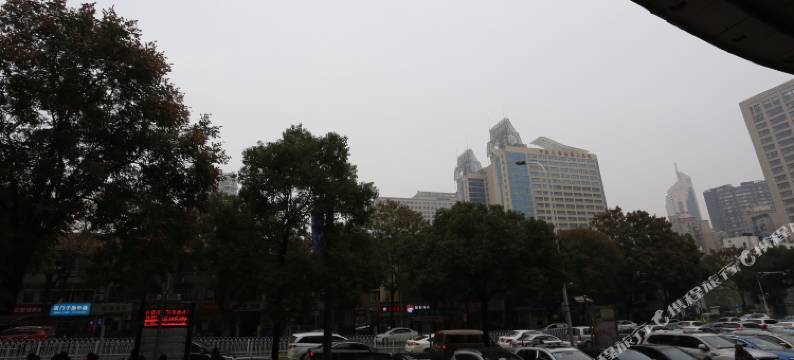 星成大酒店(长沙湘雅附二店)图片