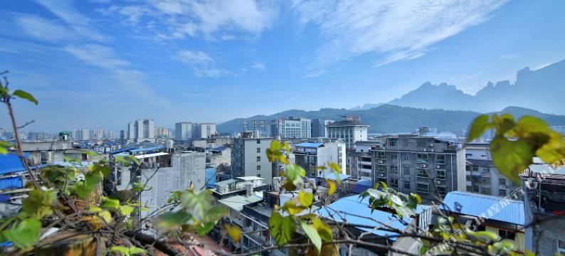 梦回湘西主题客栈(张家界天门山店)图片