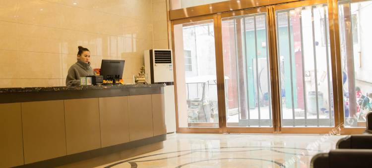 封丘瑞家时尚酒店图片