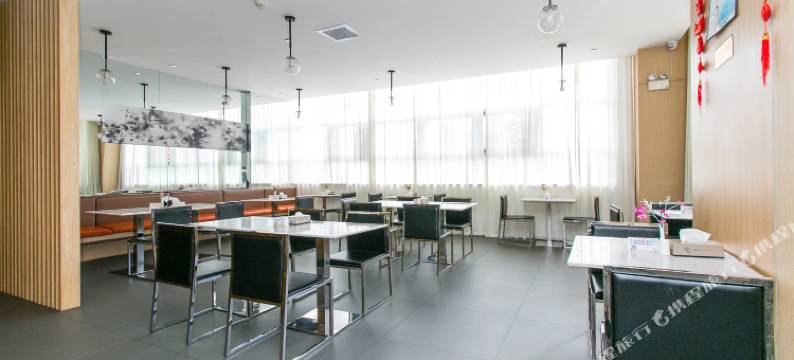 尊享锦轩精品酒店(昆明北部汽车站店)图片