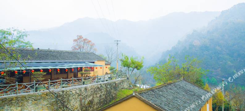 武当山太子坡神泉山庄图片