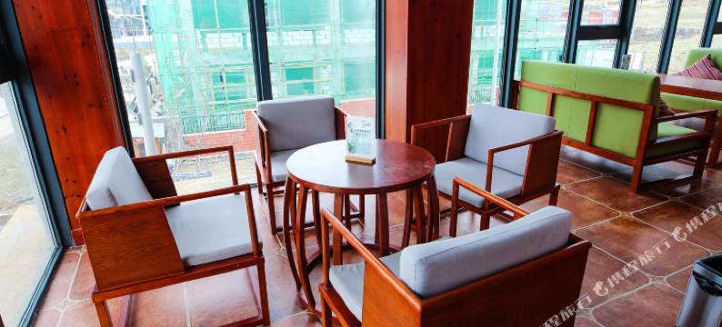 嘉姆尊度假酒店(康定新都桥木雅圣地景区店)图片