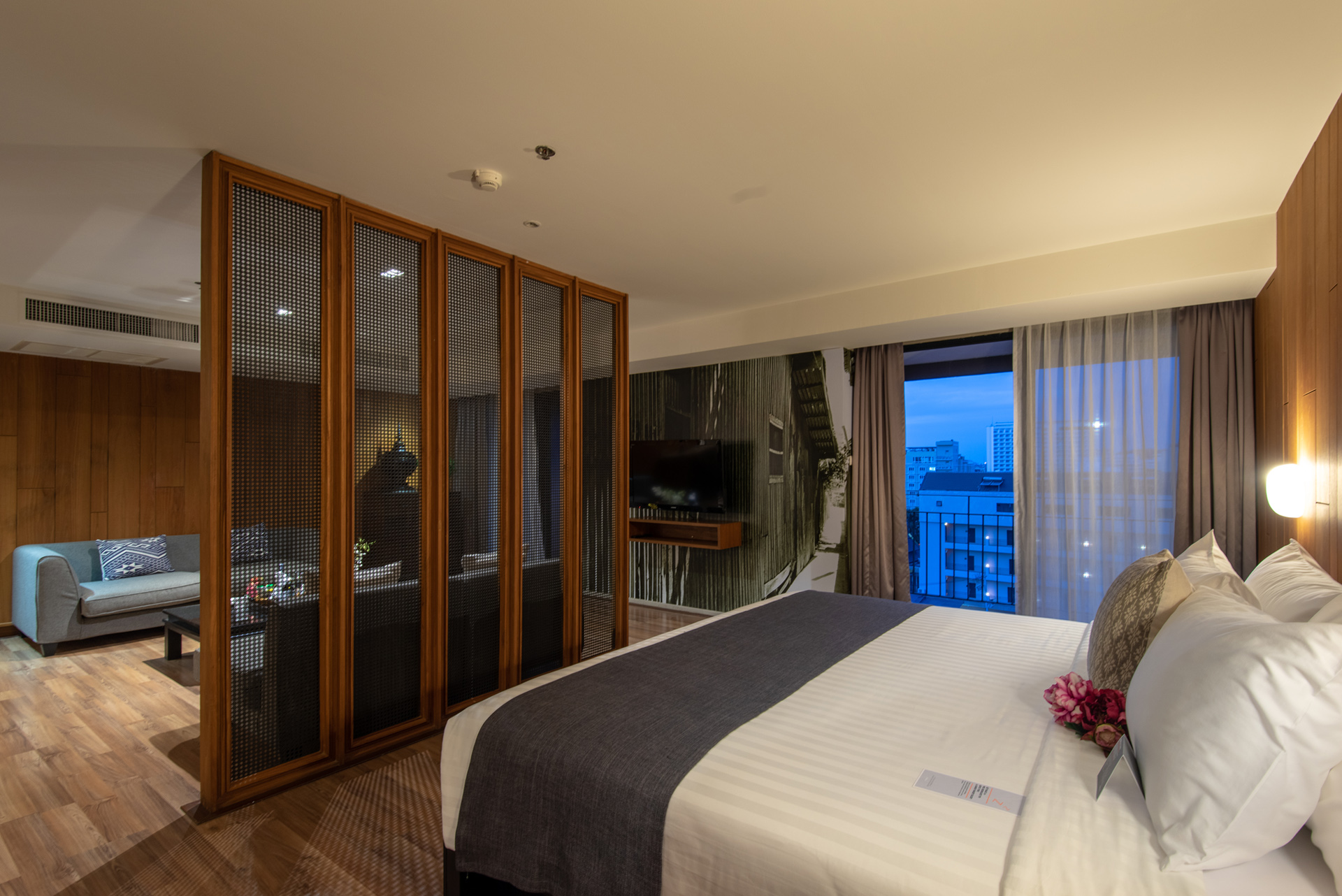 Page 10 Hotel Over view