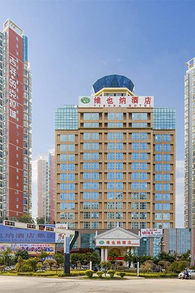 兴义(黔西南)兴义三中附近酒店