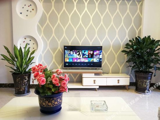 昆明长水机场暖 宅家庭公寓(文林路分店)