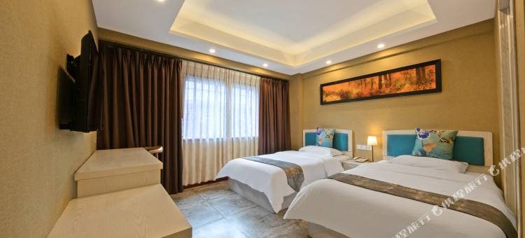 车之乐汽车主题酒店(重庆江北国际机场店)图片