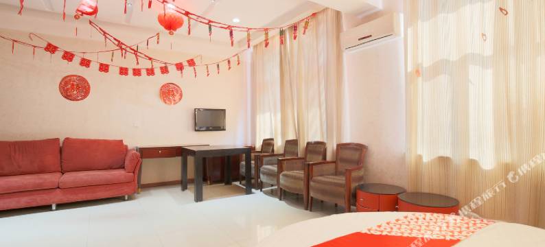 萝北华日宾馆图片