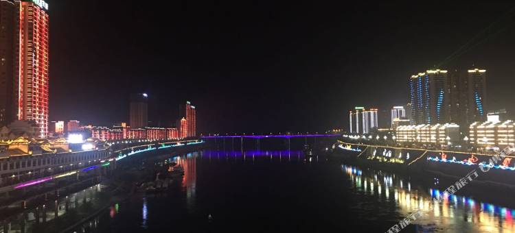阿富尔连锁智慧酒店(沿河罗马假日店)图片