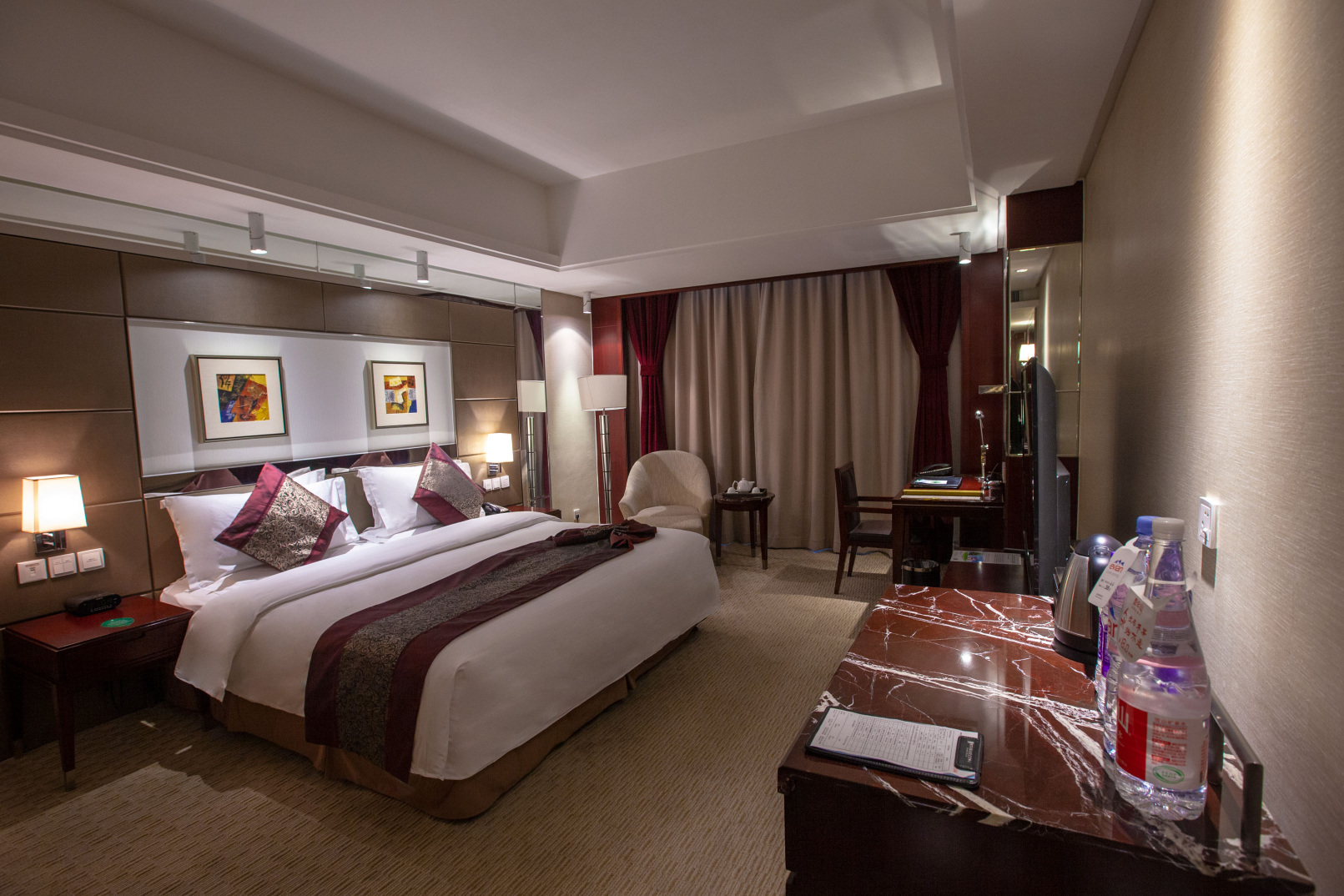 Vision Hotel Beijing Over view