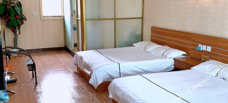 当雄圣湖假日酒店图片