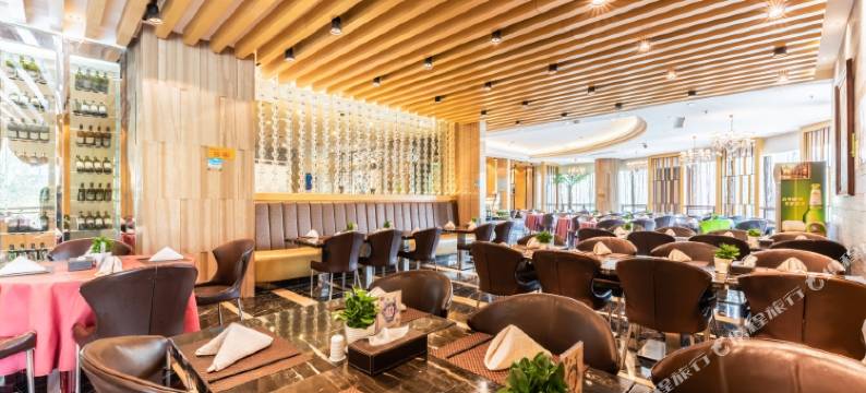 聊城岳麓酒店(东昌湖高铁站店)图片