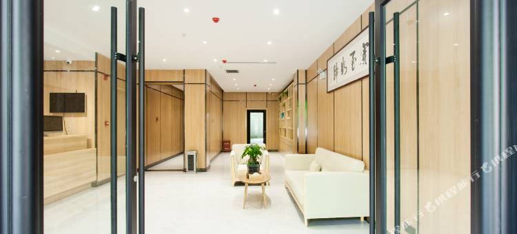 锐思特酒店(保定徐水火车站盛源大街店)图片