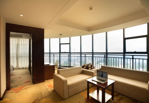 Nayong Hotel Hotel Overview