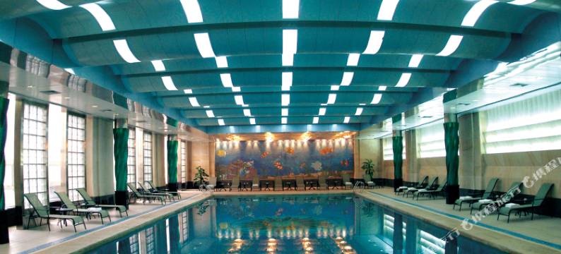 南昌泰耐克国际大酒店(红谷滩秋水广场店)图片