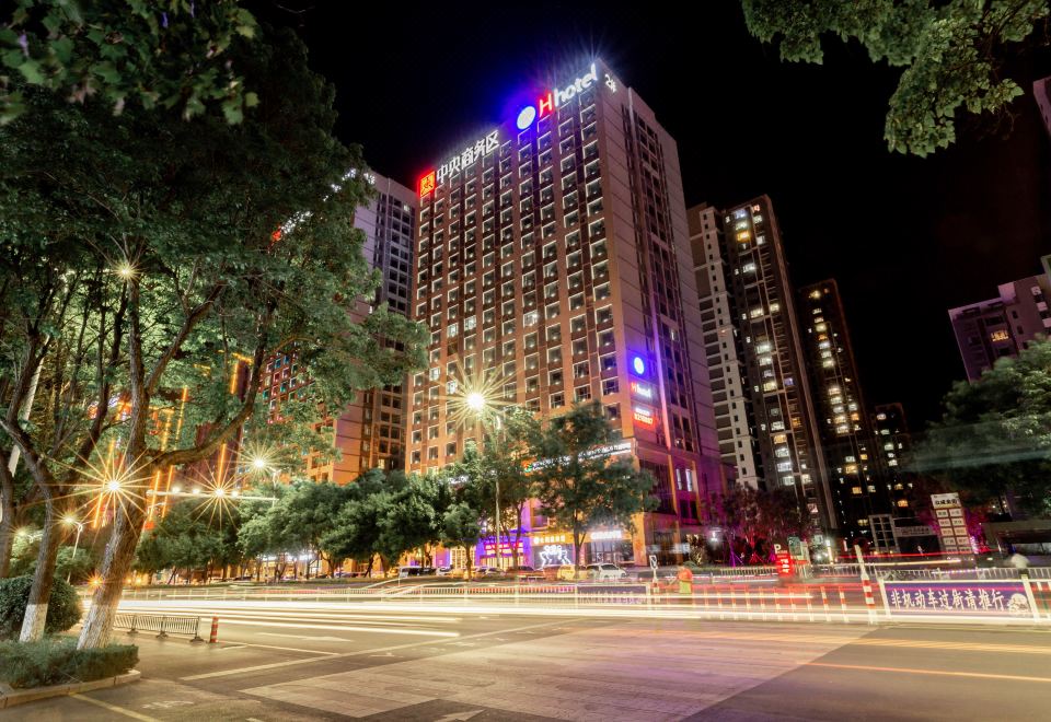 潍坊H hotel轻奢酒店外景图