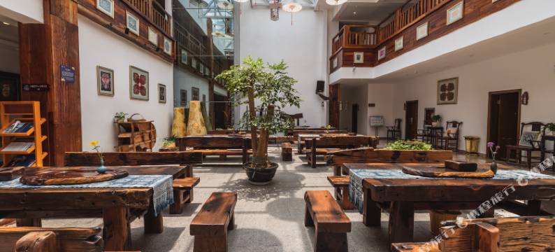 贵阳五彩黔艺天河驿栈图片