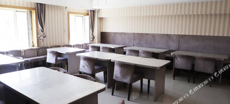 杰骏宾馆(哈尔滨火车站店)图片