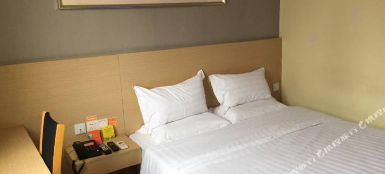 7天连锁酒店(上海江宁路地铁站玉佛寺店)图片