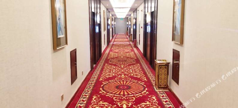 泸西福鼎大酒店(阿庐古洞店)图片