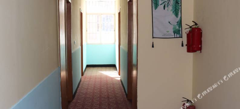 建水网乐快捷酒店(古城小火车店)图片