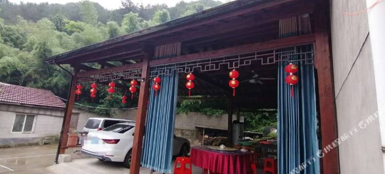 杭州畔山小居民宿图片