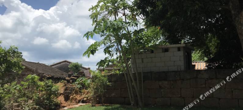 涠洲岛花屿墅(天主教堂贝壳沙滩店)图片